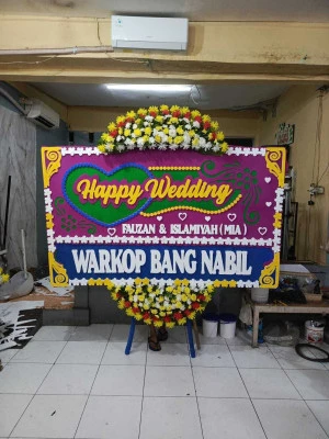 Papan Bunga di Sambeng Bayan